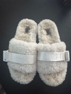 UGG FLUFFITA SLIDE WHITE SHEARLING PLATFORM SANDALS SHOE SLIPPER SIZE 8 WOMEN